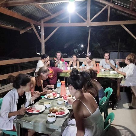 Roca'S Homestay Backpackers Chalet Batuan Eksteriør bilde